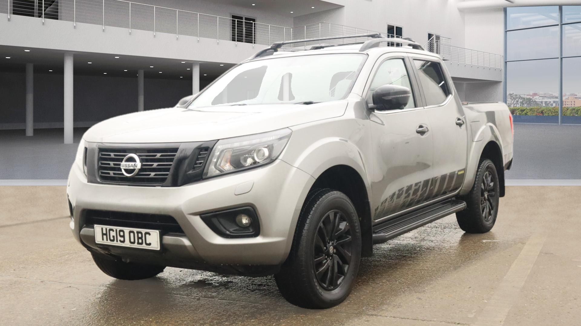 NISSAN Navara